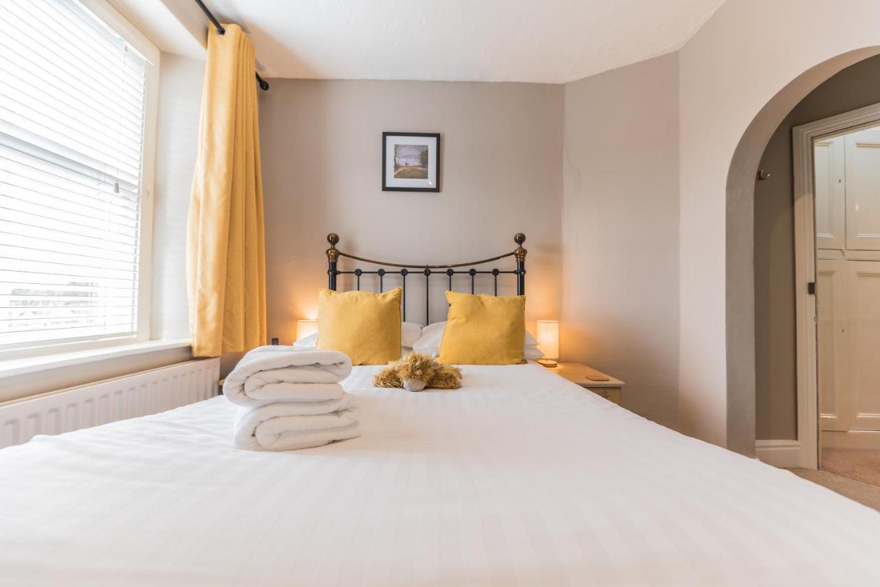 Holly-Wood Guest House Уиндермир Экстерьер фото